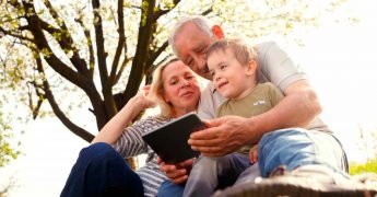 beneficios convivencia intergeneracional