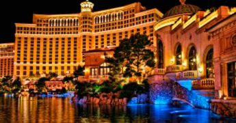 Overbooking hotelero