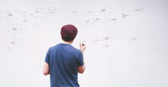 El Growth Hacking se ha convertido en una estrategia fundamental para el lograr el crecimiento de startups y los negocios online.