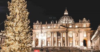 La bruja navideña de italia