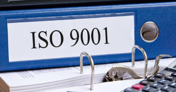 Lee este Artículo y descubre por qué debes implementar el ISO 9001