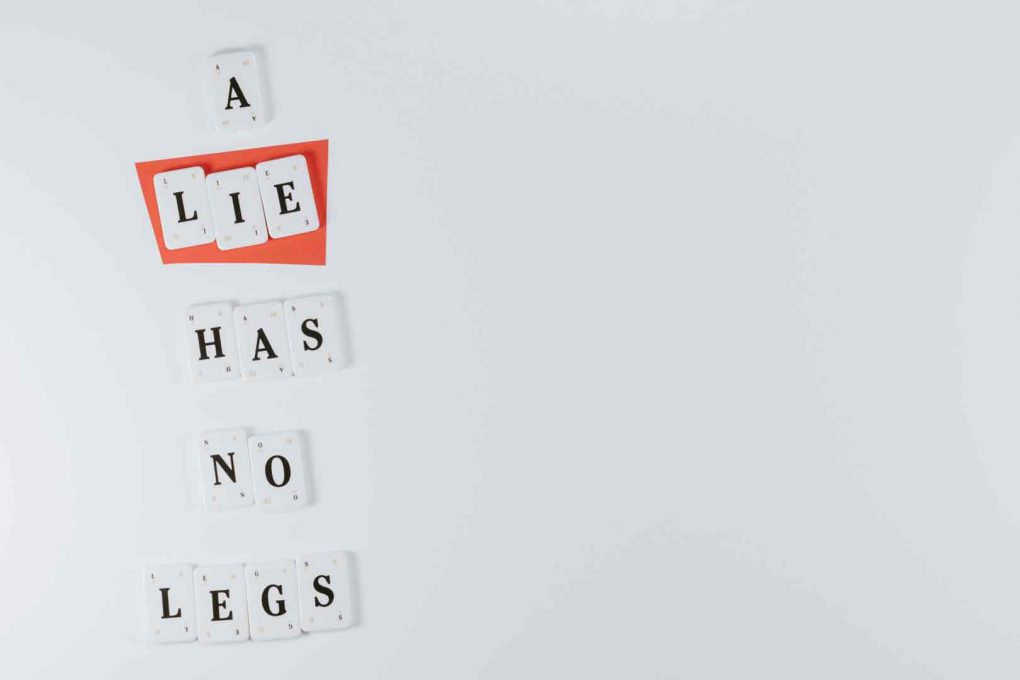 Cómo detectar mentiras en un currículum